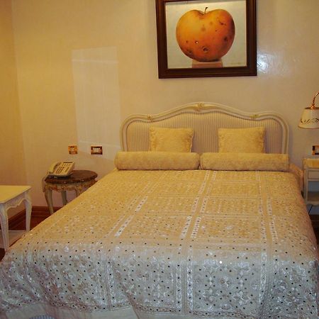 Villa Jelena Belgrado Habitación foto